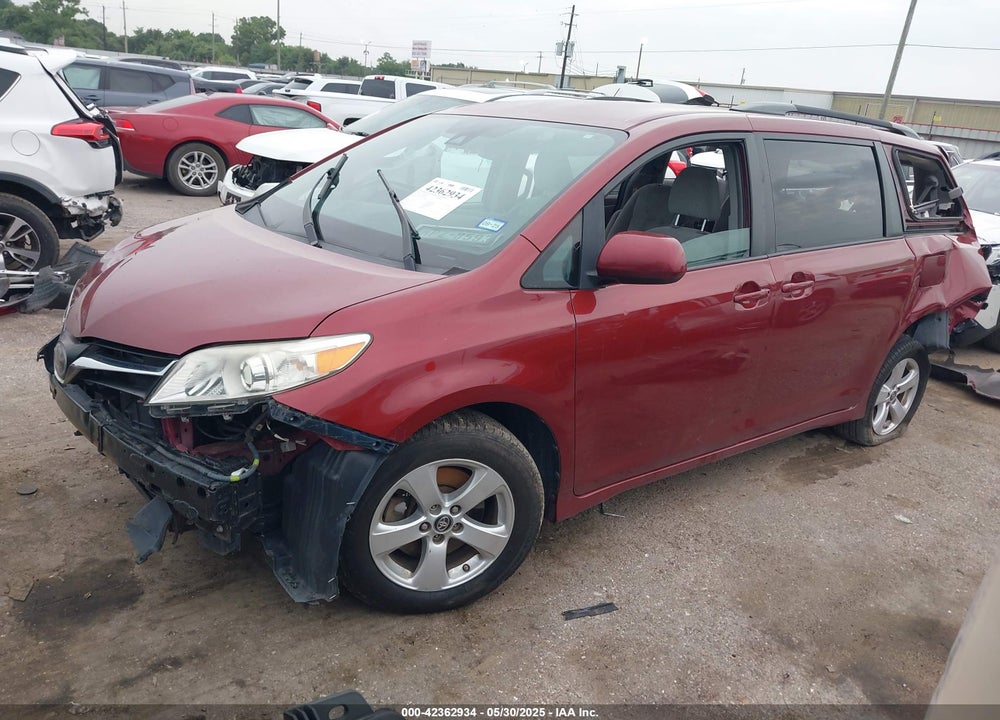 2018 TOYOTA SIENNA VIN: 5TDKZ3DC8JS909056
