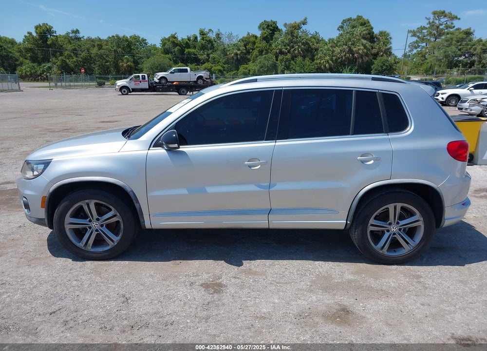 2017 VOLKSWAGEN TIGUAN 2.0T SPORT VIN: WVGTV7AX4HW507278