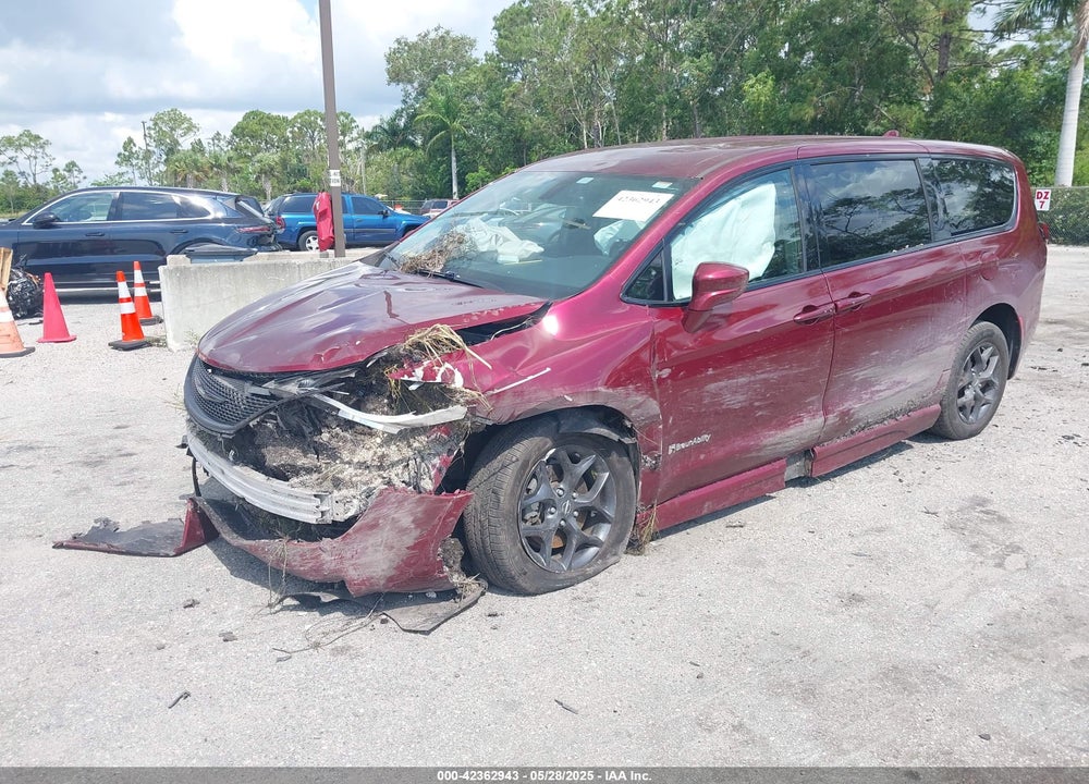 2019 CHRYSLER PACIFICA TOURING PLUS VIN: 2C4RC1FG8KR613842