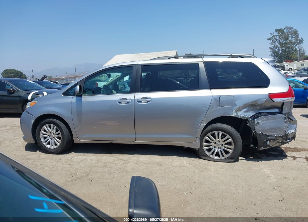 2014 TOYOTA SIENNA VIN: 5TDYK3DC4ES417970