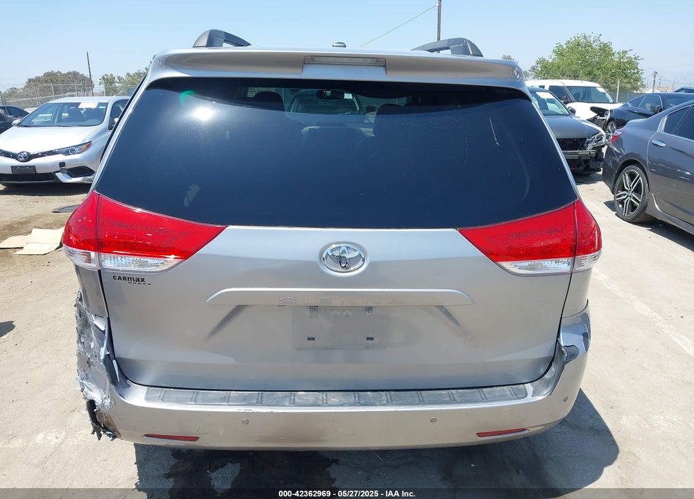 2014 TOYOTA SIENNA VIN: 5TDYK3DC4ES417970