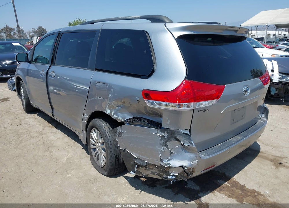 2014 TOYOTA SIENNA VIN: 5TDYK3DC4ES417970