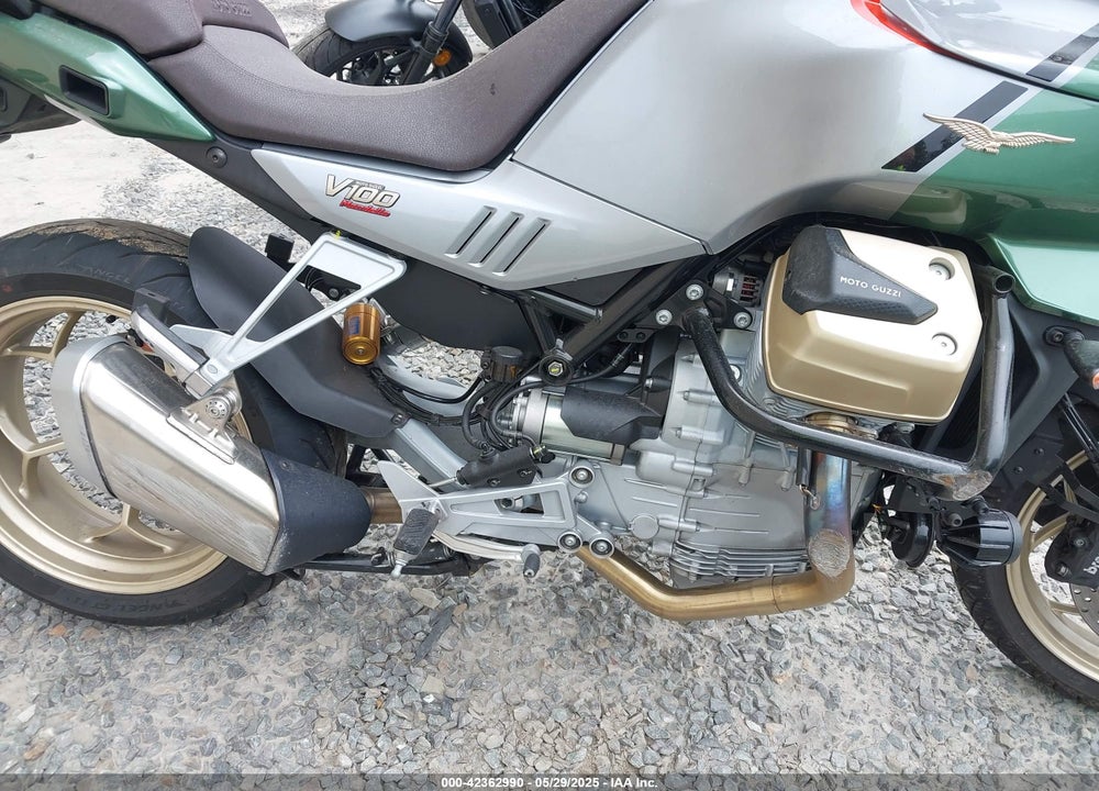 2023 MOTO GUZZI V100 MANDELLO S VIN: ZGUMGUB08PM000040