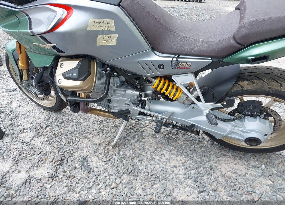 2023 MOTO GUZZI V100 MANDELLO S VIN: ZGUMGUB08PM000040