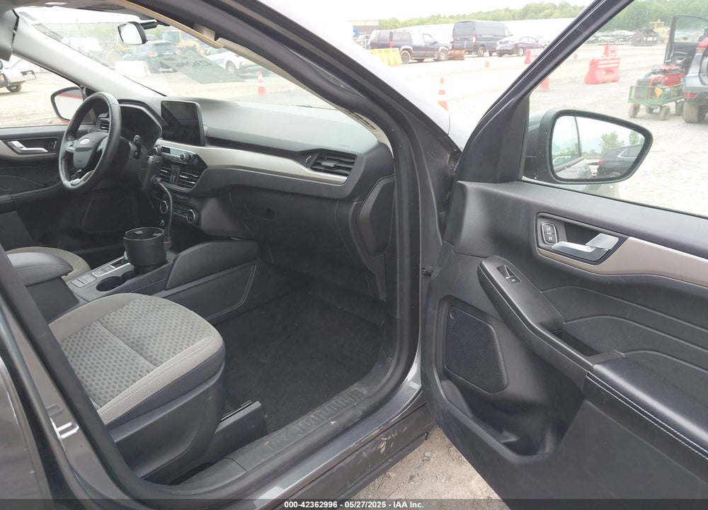 2021 FORD ESCAPE VIN: 1FMCU9G60MUA15379