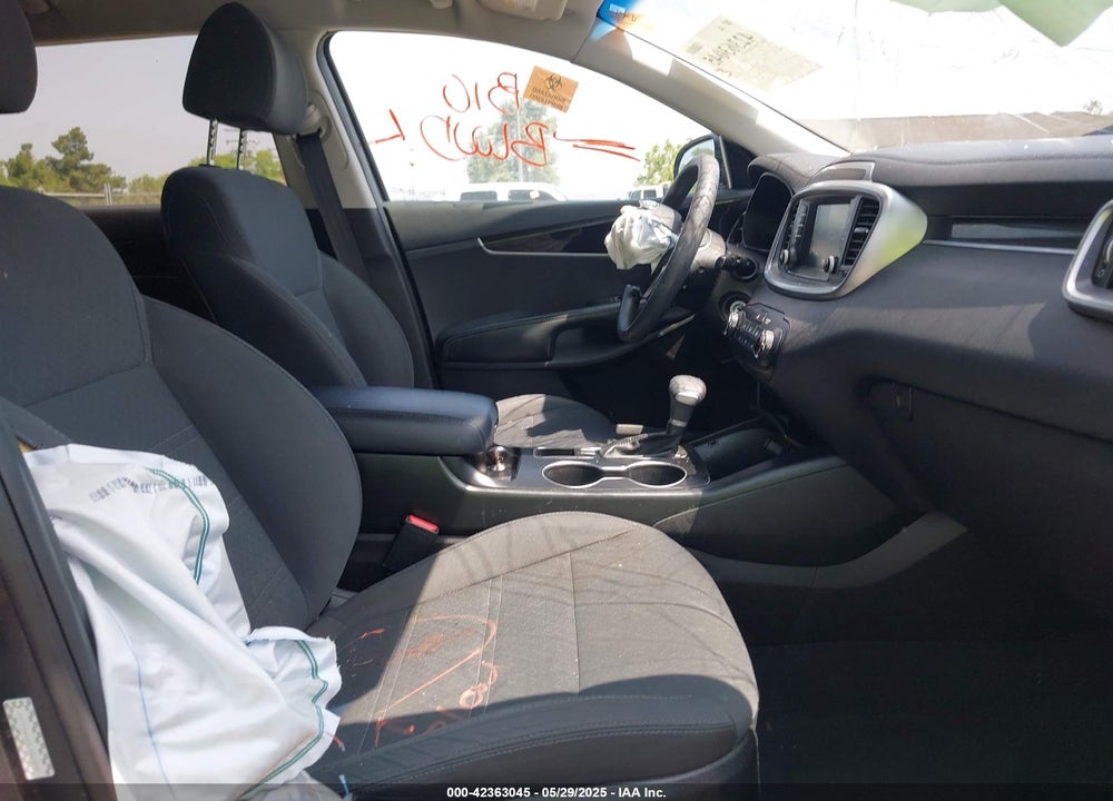 2020 KIA SORENTO 3.3L LX VIN: 5XYPG4A53LG623090