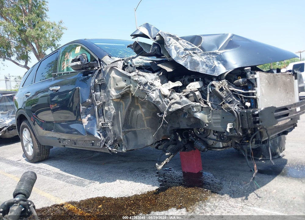 2020 KIA SORENTO 3.3L LX VIN: 5XYPG4A53LG623090