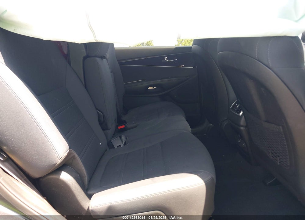 2020 KIA SORENTO 3.3L LX VIN: 5XYPG4A53LG623090