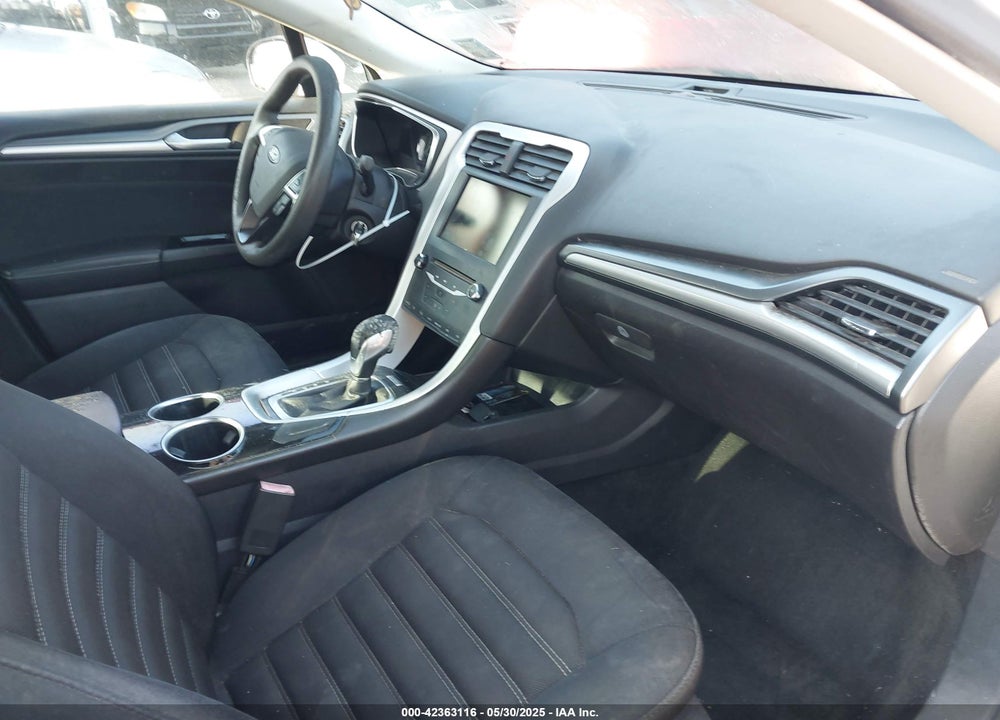 2013 FORD FUSION VIN: 3FA6P0HR3DR382433