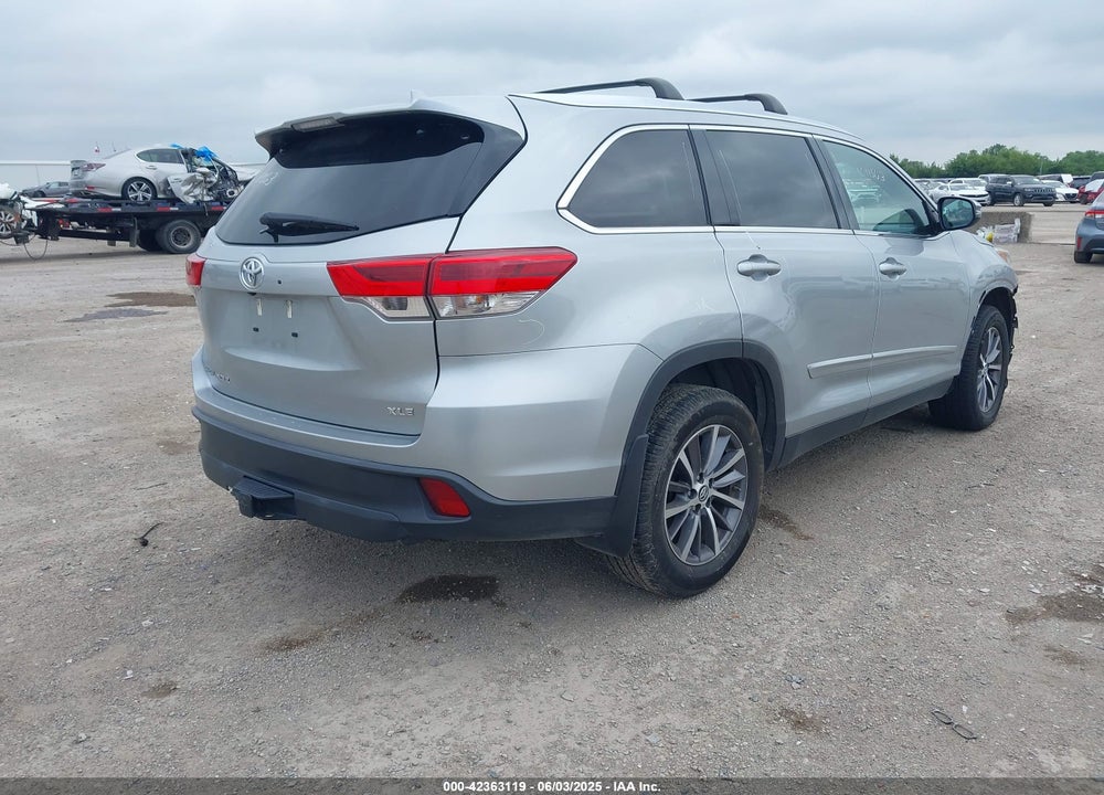 2019 TOYOTA HIGHLANDER VIN: 5TDKZRFH8KS317234