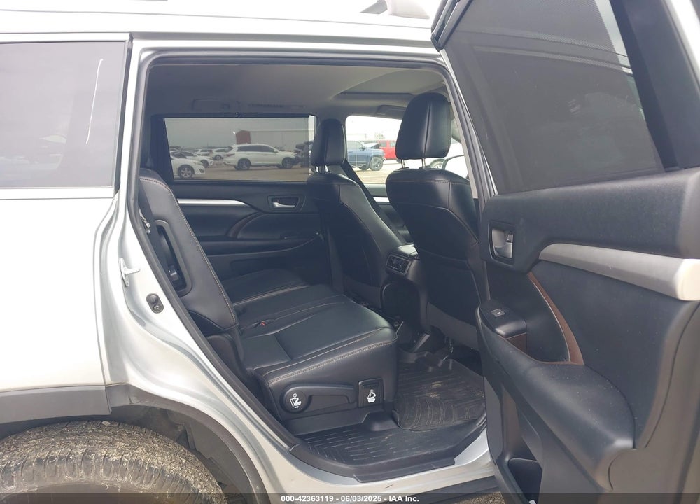 2019 TOYOTA HIGHLANDER VIN: 5TDKZRFH8KS317234
