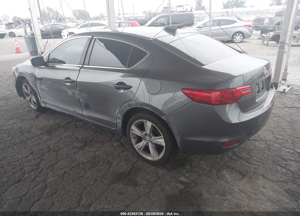 2013 ACURA ILX 2.0L VIN: 19VDE1F74DE015829