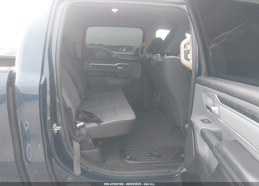 2020 RAM 1500 VIN: 1C6RREFTXLN406099