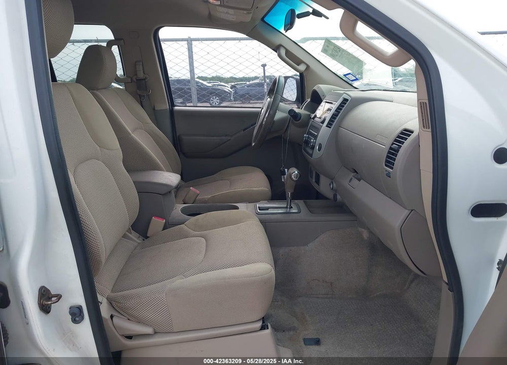 2014 NISSAN FRONTIER VIN: 1N6AD0ER1EN768268