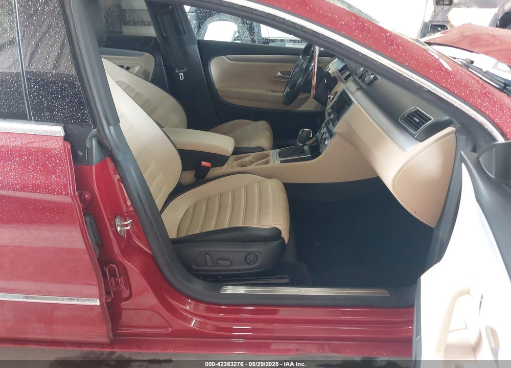 2014 VOLKSWAGEN CC VIN: WVWBP7AN3EE530545