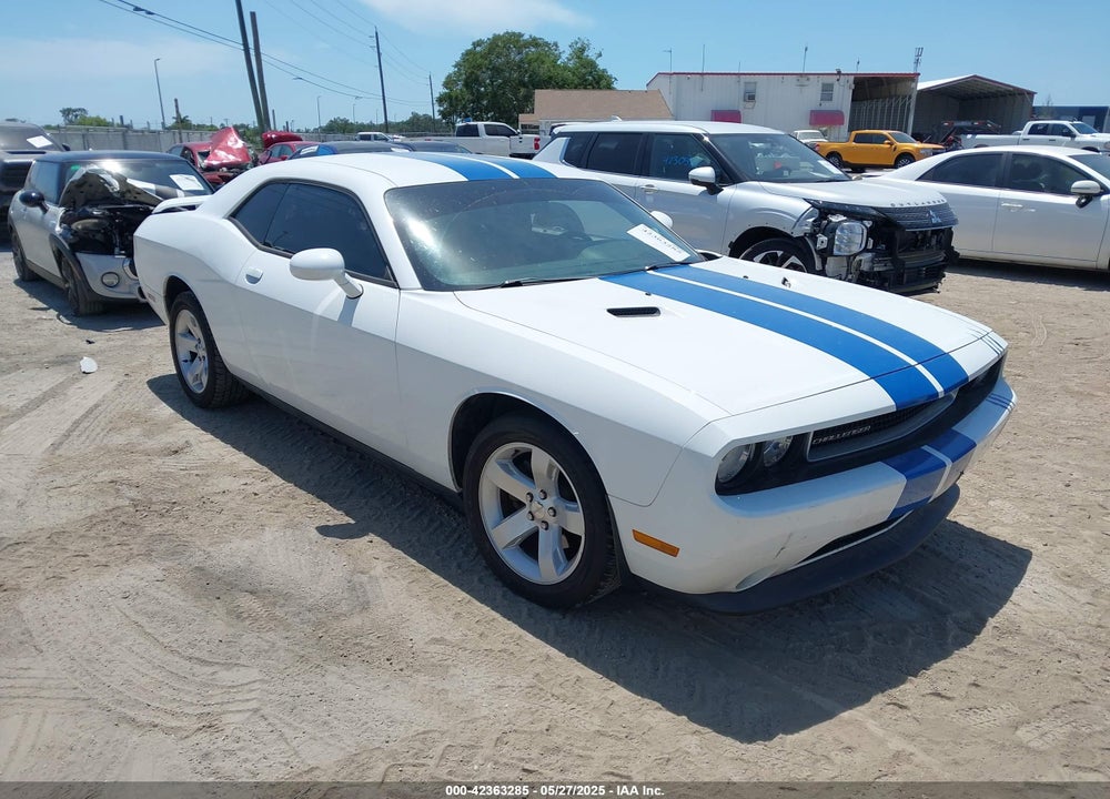2012 DODGE CHALLENGER SXT VIN: 2C3CDYAG3CH157618
