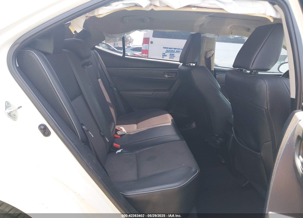 2015 TOYOTA COROLLA VIN: 5YFBURHE1FP263260