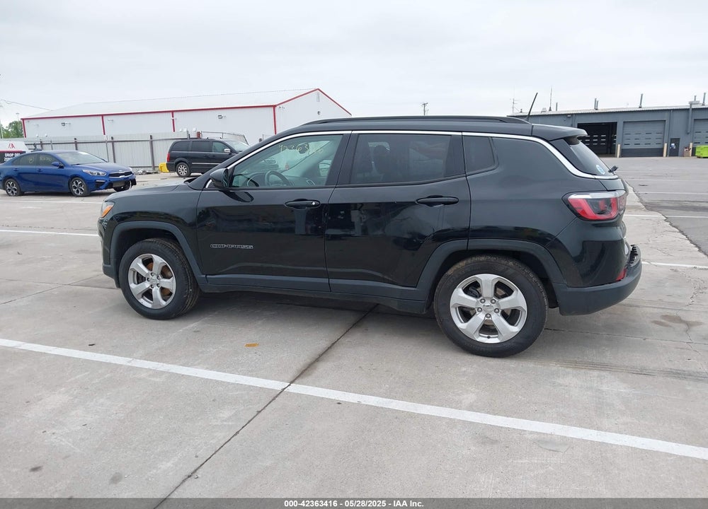 2018 JEEP COMPASS VIN: 3C4NJDBBXJT222915