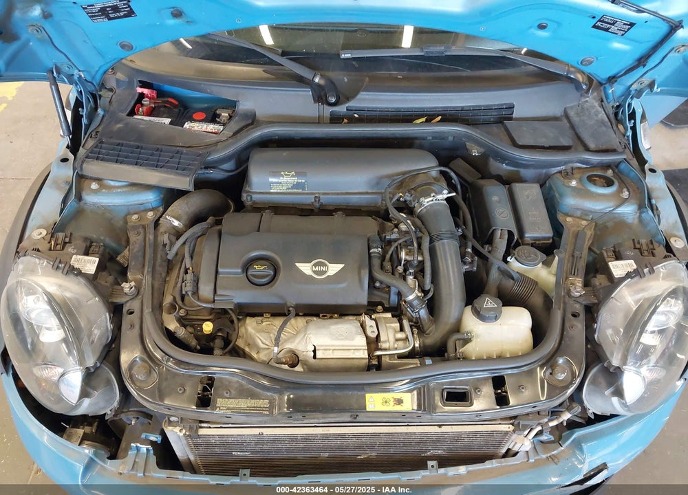 2013 MINI COOPER VIN: WMWSV3C55DT388606
