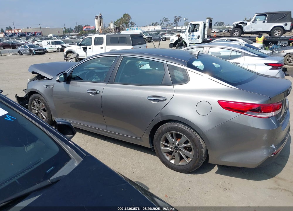 2016 KIA OPTIMA VIN: 5XXGT4L1XGG066923