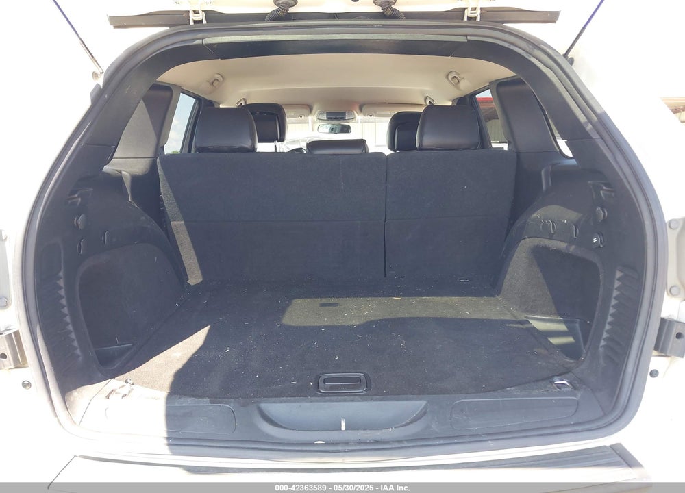 2011 JEEP GRAND CHEROKEE VIN: 1J4RS4GG5BC577727