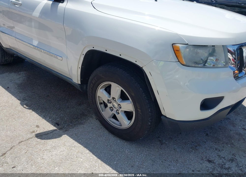 2011 JEEP GRAND CHEROKEE VIN: 1J4RS4GG5BC577727