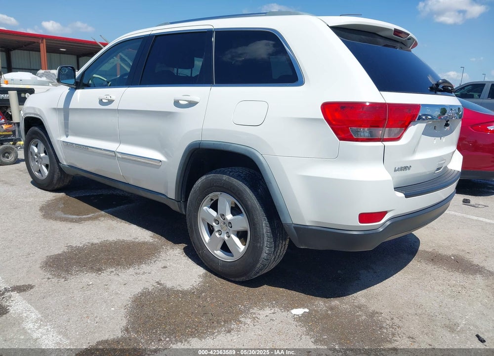 2011 JEEP GRAND CHEROKEE VIN: 1J4RS4GG5BC577727