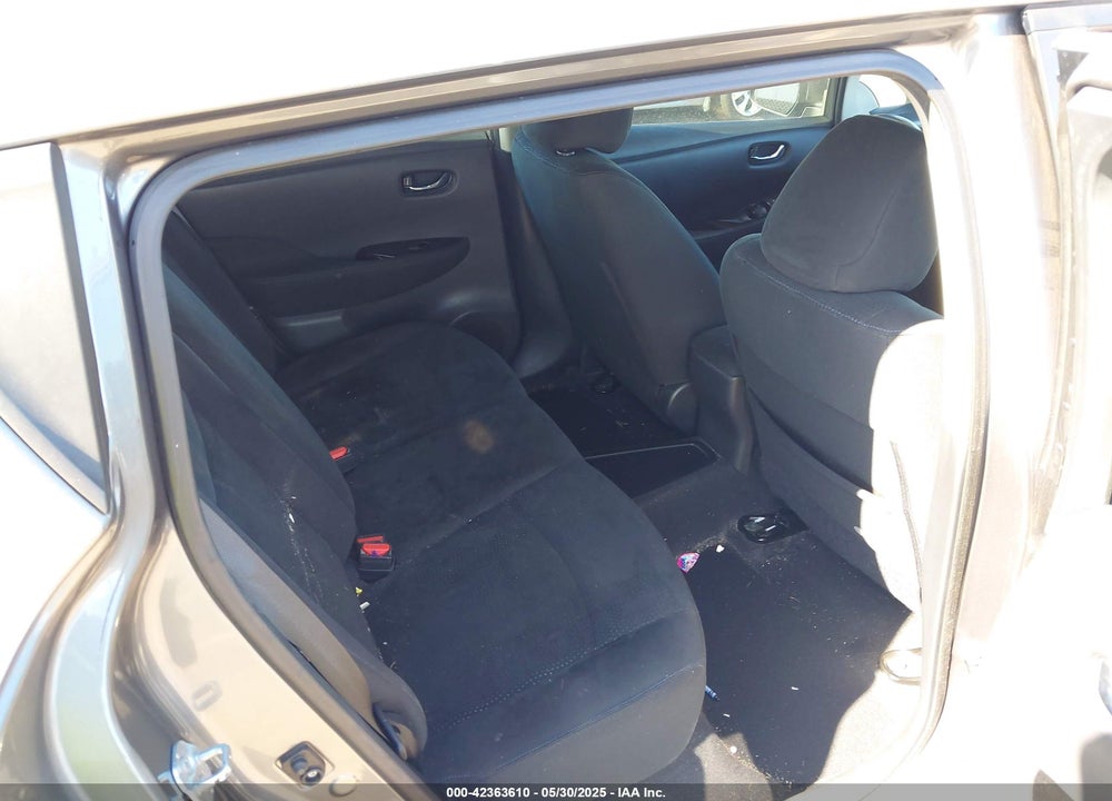 2016 NISSAN LEAF VIN: 1N4BZ0CP8GC303274
