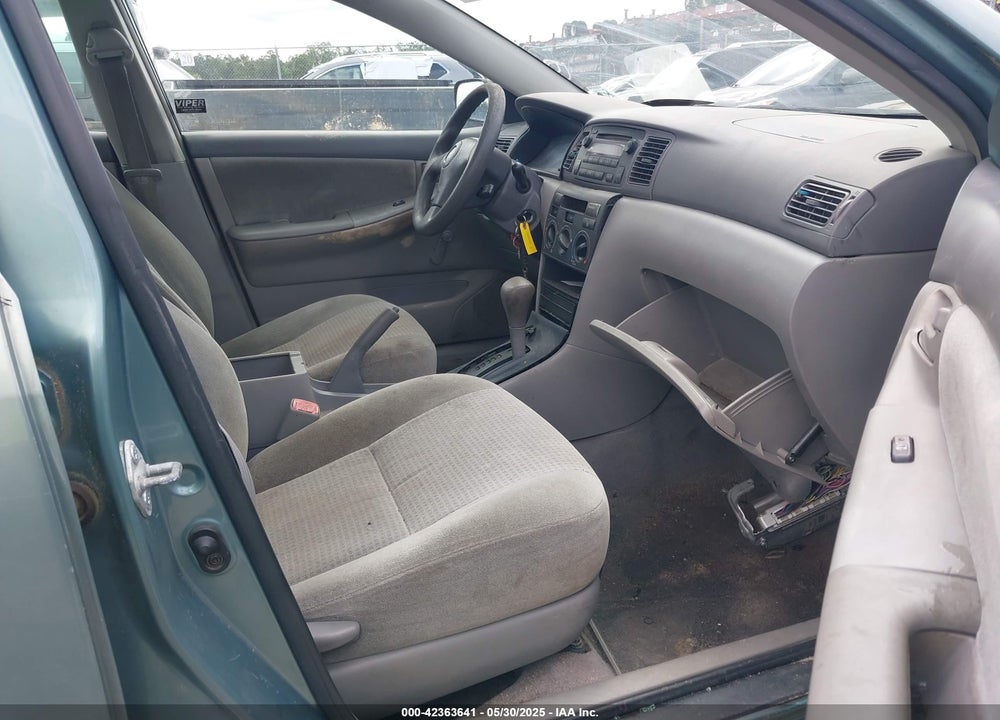 2005 TOYOTA COROLLA CE VIN: 2T1BR32E15C408688