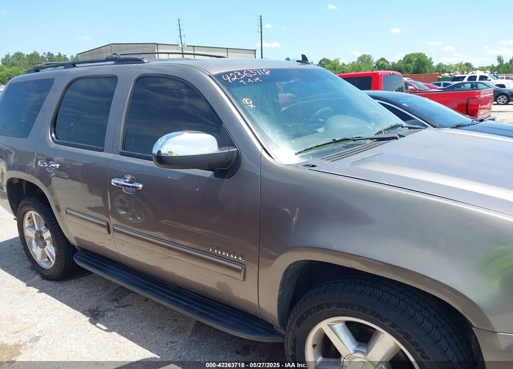 2011 CHEVROLET TAHOE LS VIN: 1GNSCAE00BR343816