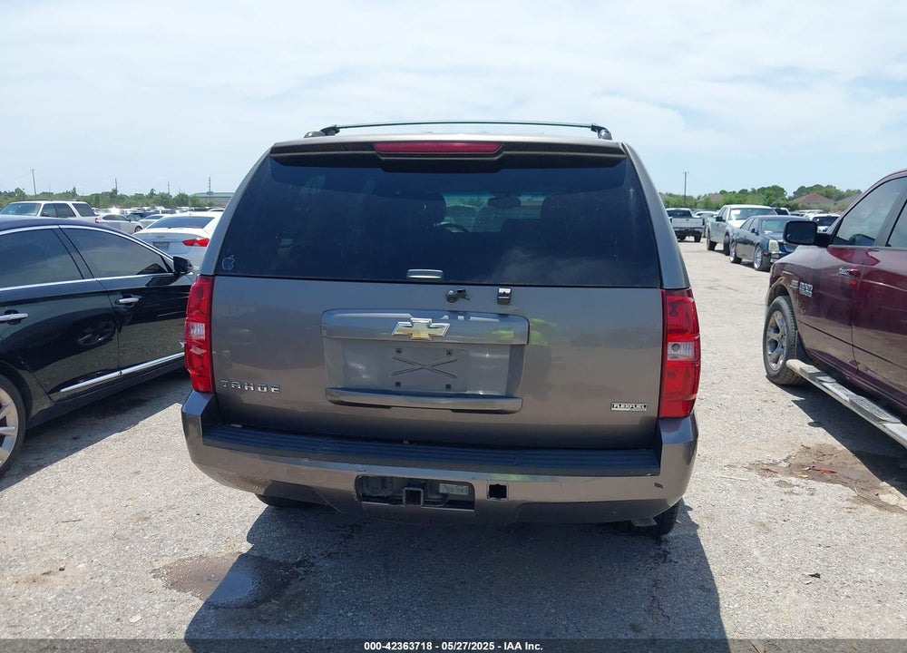 2011 CHEVROLET TAHOE LS VIN: 1GNSCAE00BR343816