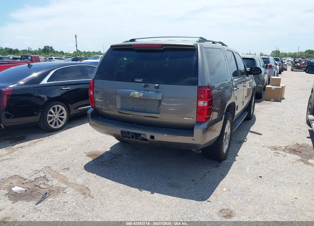 2011 CHEVROLET TAHOE LS VIN: 1GNSCAE00BR343816
