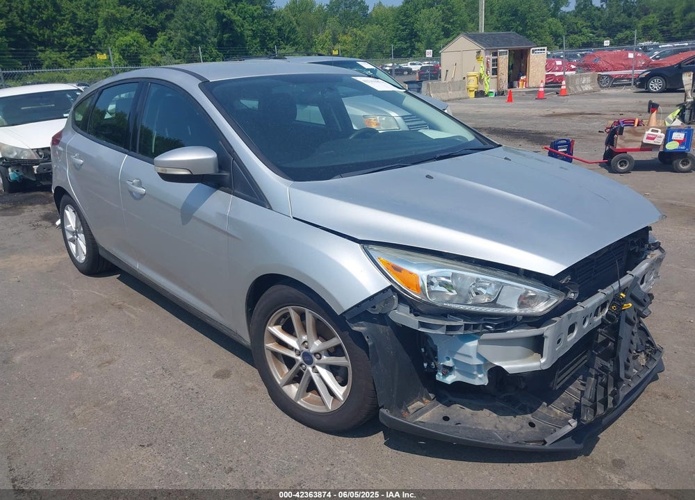 2017 FORD FOCUS SE VIN: 1FADP3K27HL258979