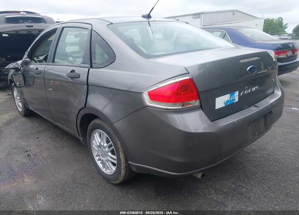 2011 FORD FOCUS SE VIN: 1FAHP3FN2BW133691