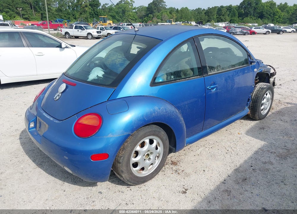 2000 VOLKSWAGEN NEW BEETLE VIN: 3VWCF21C3YM415089