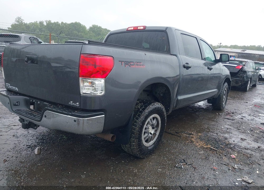 2013 TOYOTA TUNDRA LIMITED 5.7L V8 VIN: 5TFHY5F13DX275240