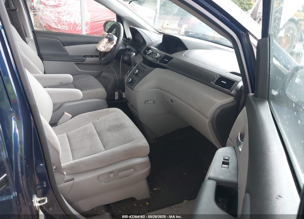 2014 HONDA ODYSSEY LX VIN: 5FNRL5H21EB082119