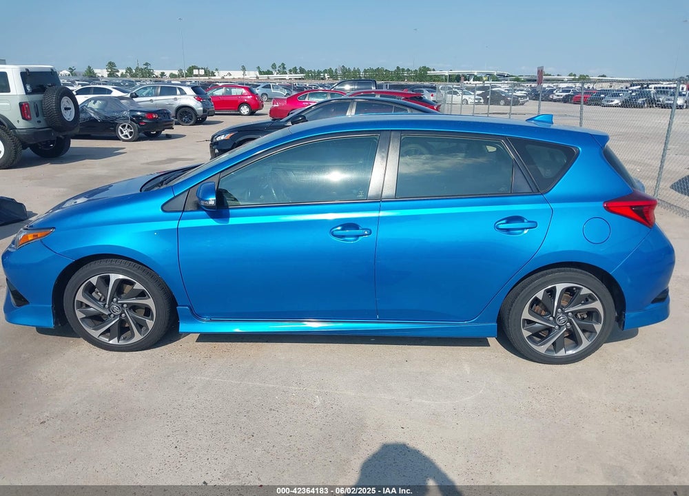 2018 TOYOTA COROLLA VIN: JTNKARJE2JJ563062