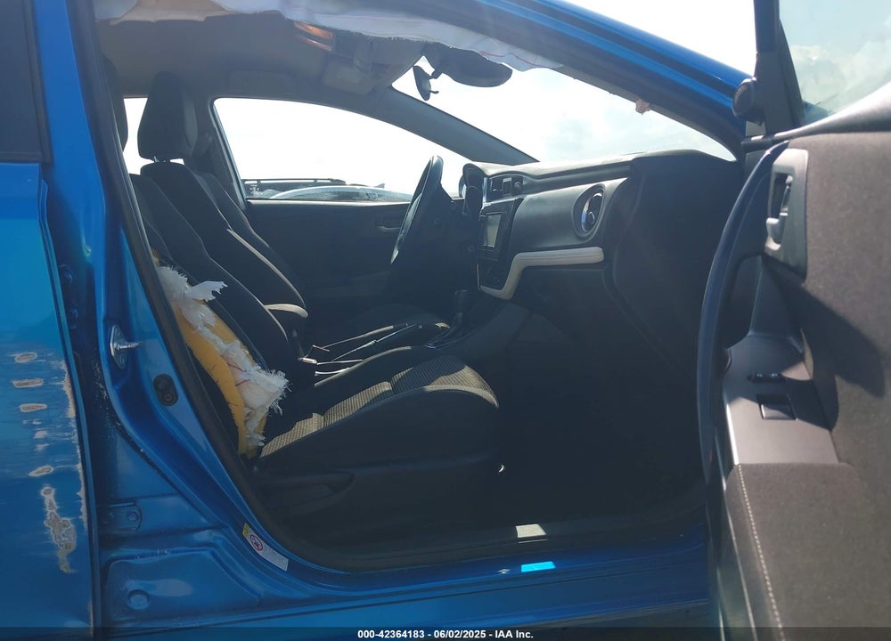 2018 TOYOTA COROLLA VIN: JTNKARJE2JJ563062