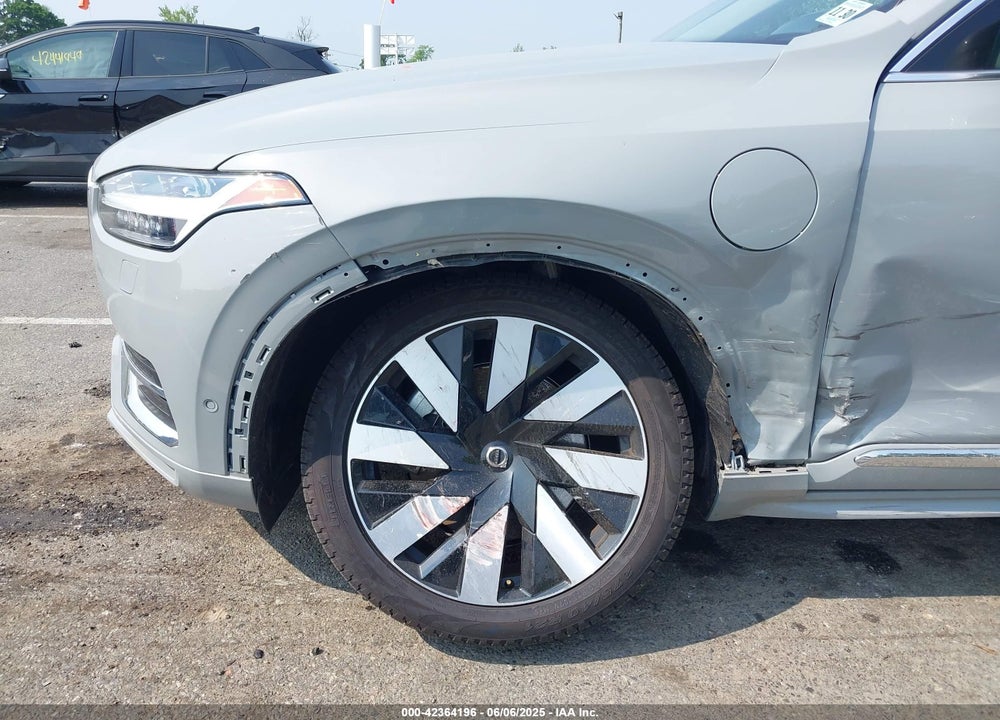 2025 VOLVO XC90 PLUG-IN HYBRID T8 ULTRA 6-SEATER VIN: YV4H60JF9S1294190