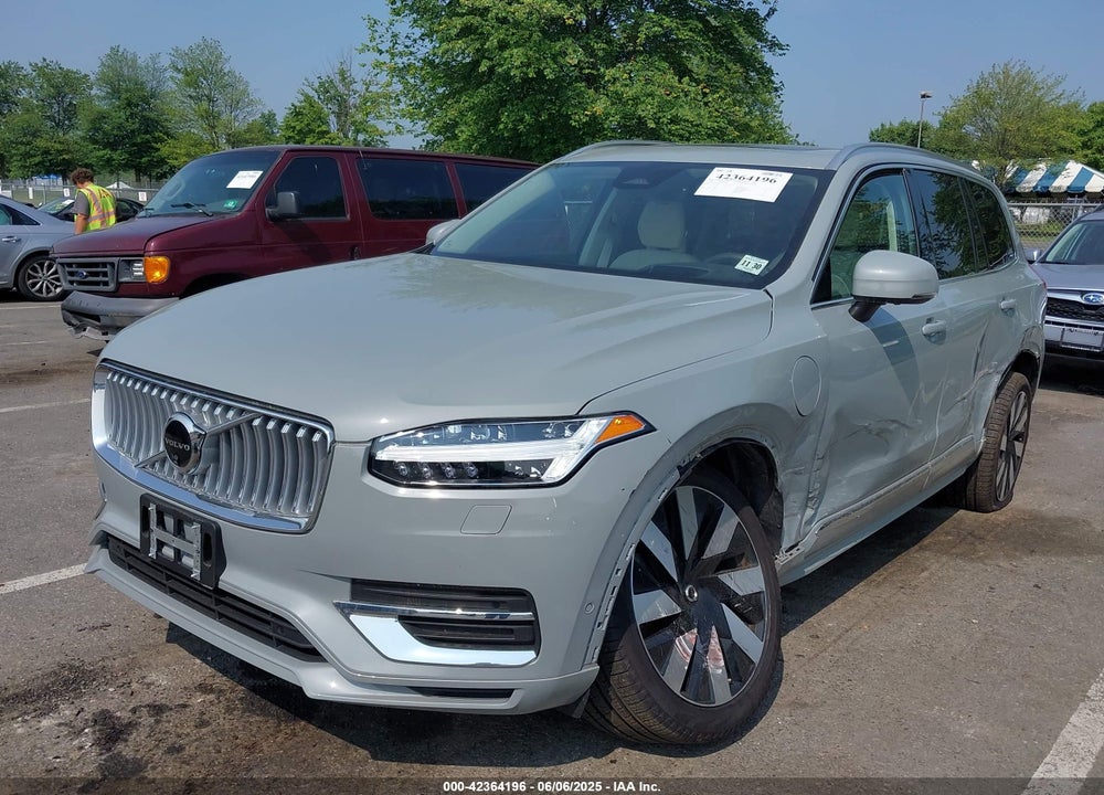 2025 VOLVO XC90 PLUG-IN HYBRID T8 ULTRA 6-SEATER VIN: YV4H60JF9S1294190