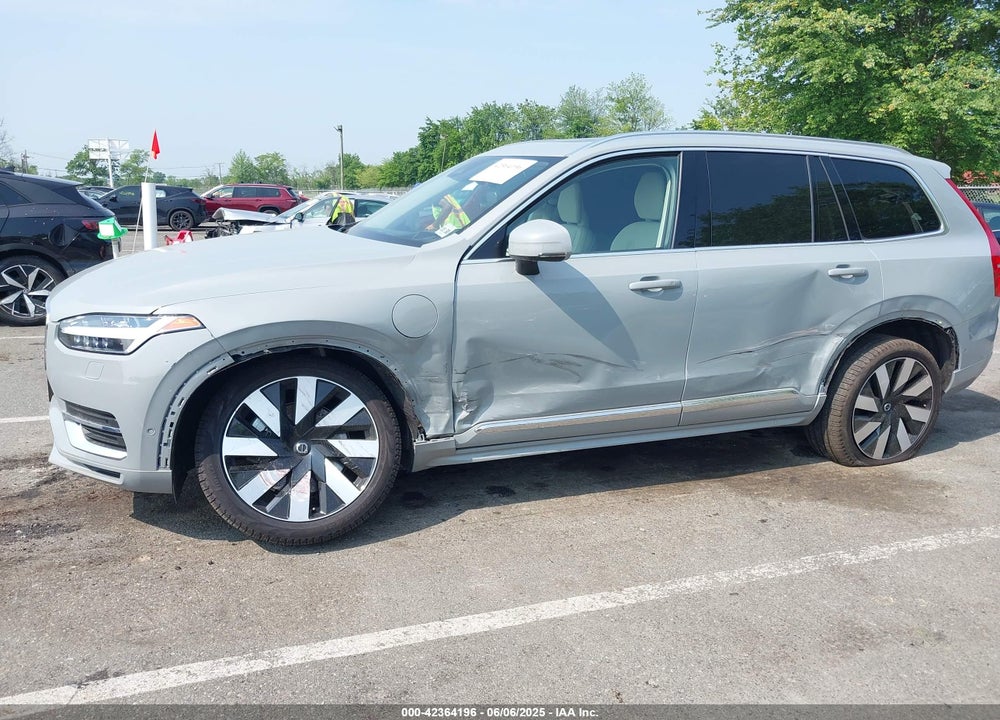 2025 VOLVO XC90 PLUG-IN HYBRID T8 ULTRA 6-SEATER VIN: YV4H60JF9S1294190