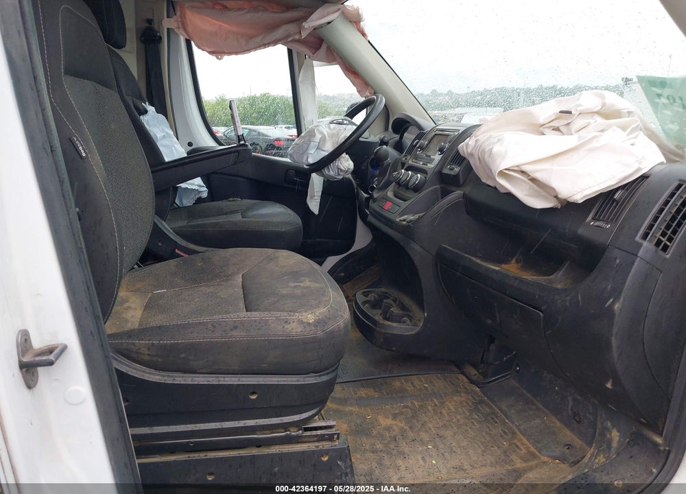 2016 RAM PROMASTER 2500 VIN: 3C6TRVCG8GE124521