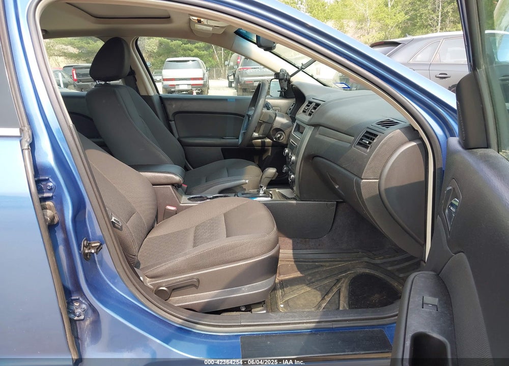 2010 FORD FUSION VIN: 3FAHP0HA5AR268433