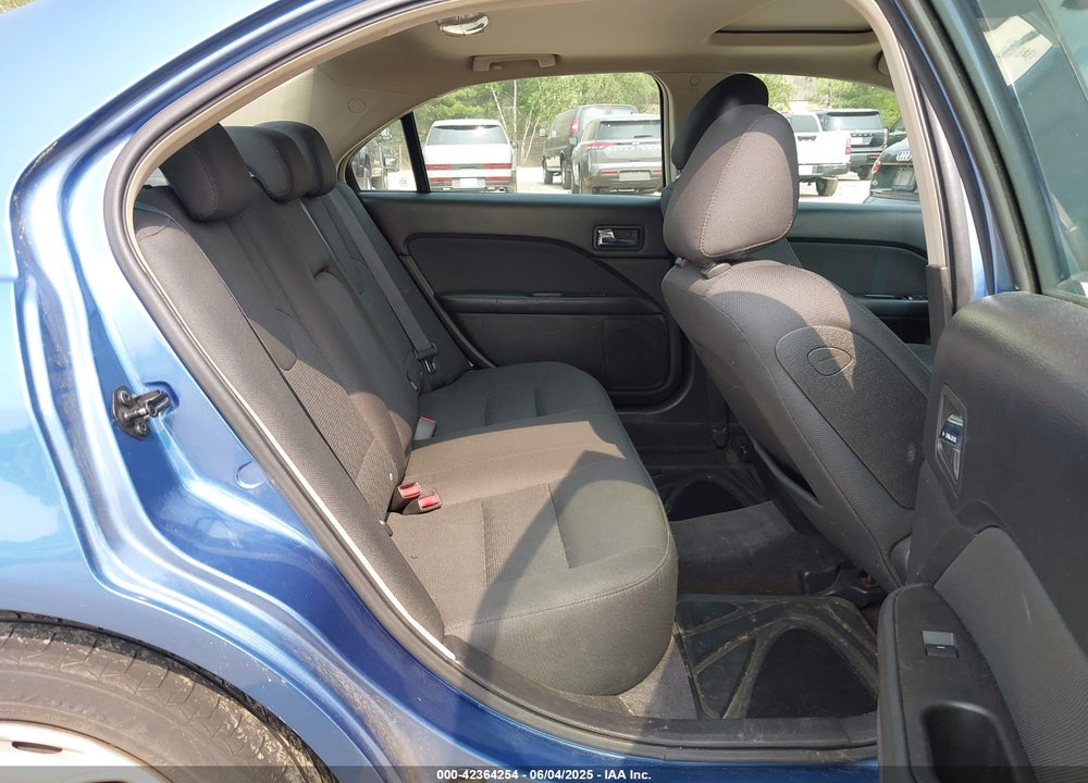 2010 FORD FUSION VIN: 3FAHP0HA5AR268433