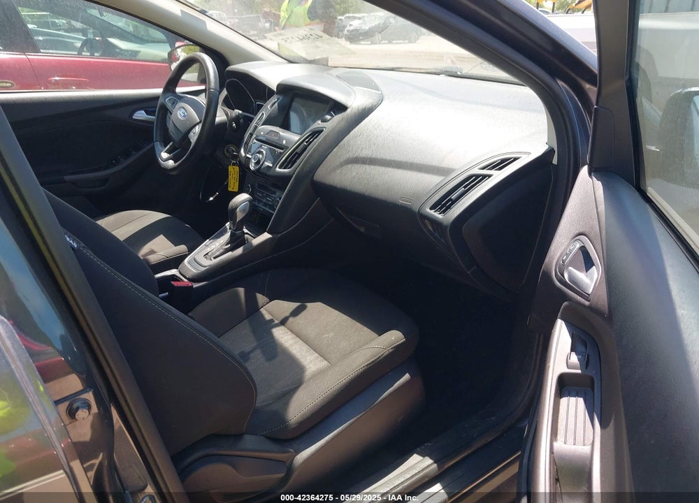 2017 FORD FOCUS VIN: 1FADP3M29HL324008