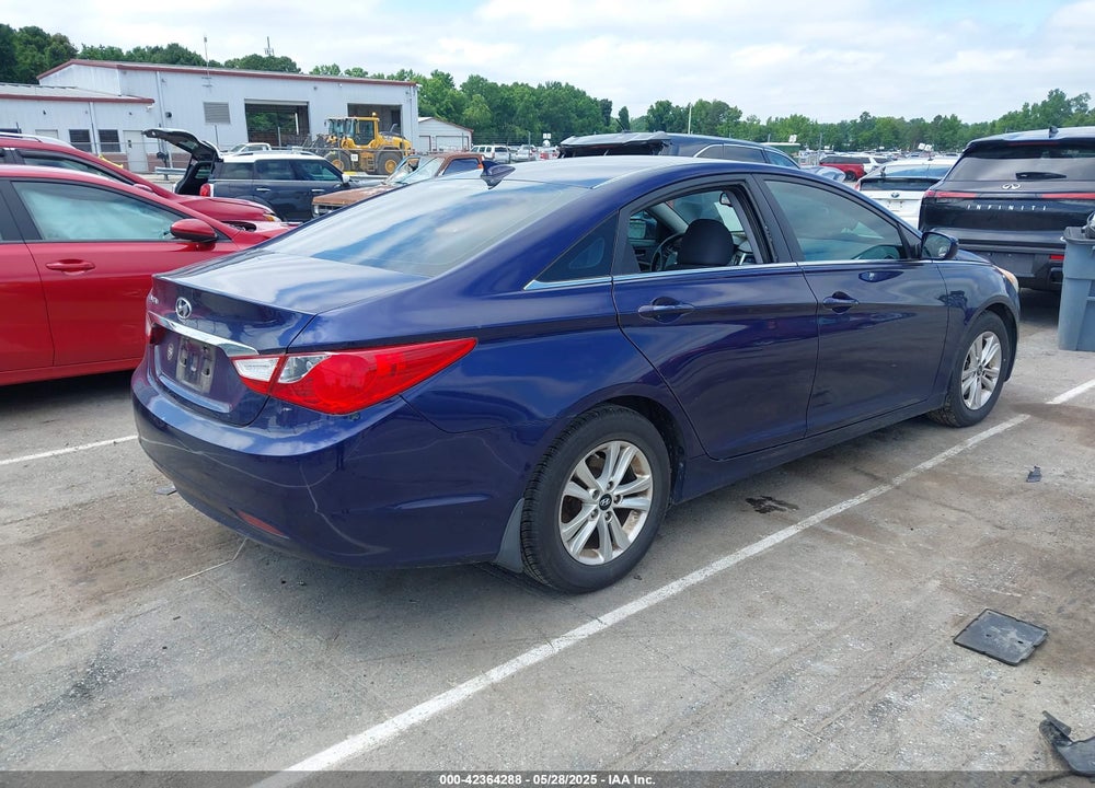 2013 HYUNDAI SONATA VIN: 5NPEB4AC9DH636702