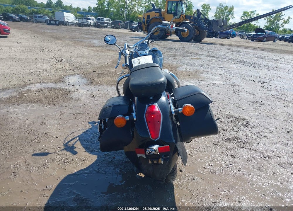 2005 HONDA VT750 C VIN: JH2RC50005M102871