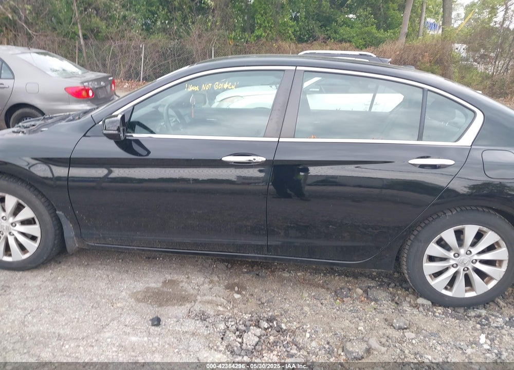 2015 HONDA ACCORD VIN: 1HGCR2F86FA011911