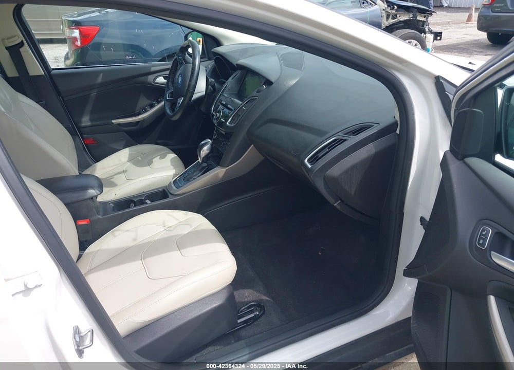 2018 FORD FOCUS VIN: 1FADP3J22JL314771